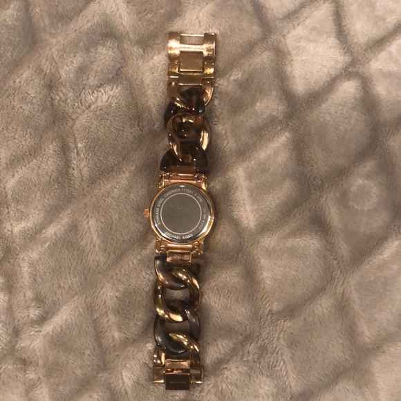 Used Michael Kors watch/bracelet 💘 - Picture 3 of 3